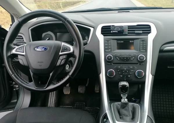 Ford Mondeo cena 49900 przebieg: 123900, rok produkcji 2016 z Łódź małe 92